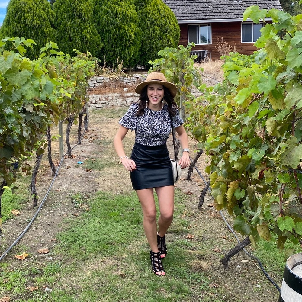 Meet your Posher, Cassie